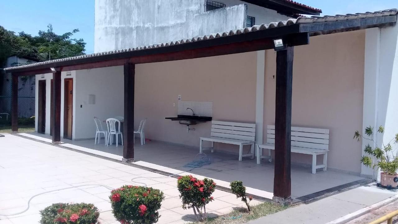 Apartamento 3/4 Completo Em Frente Ao Aeroporto Σαλβαντόρ Εξωτερικό φωτογραφία