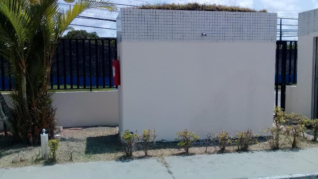 Apartamento 3/4 Completo Em Frente Ao Aeroporto Σαλβαντόρ Εξωτερικό φωτογραφία