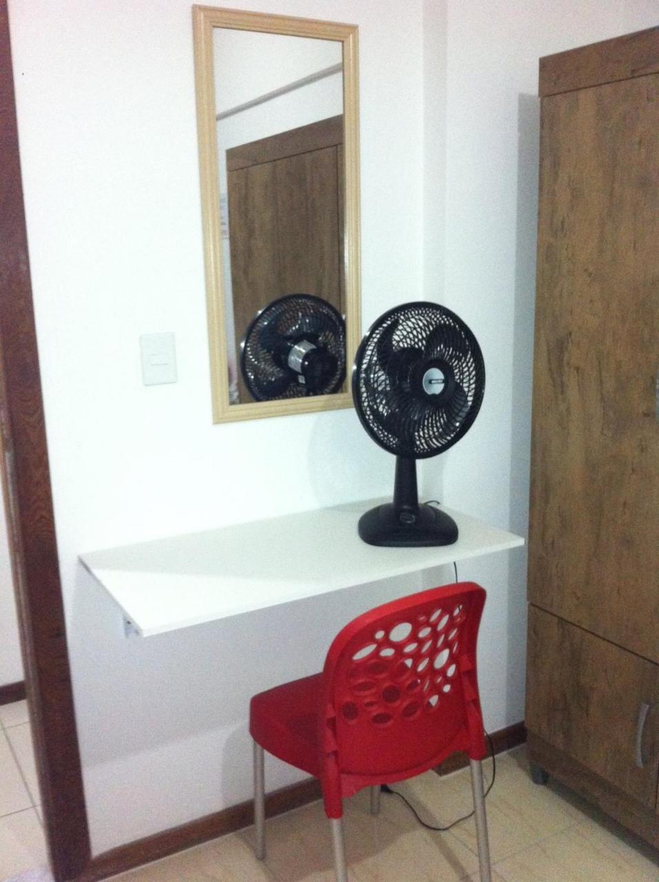 Apartamento 3/4 Completo Em Frente Ao Aeroporto Σαλβαντόρ Εξωτερικό φωτογραφία